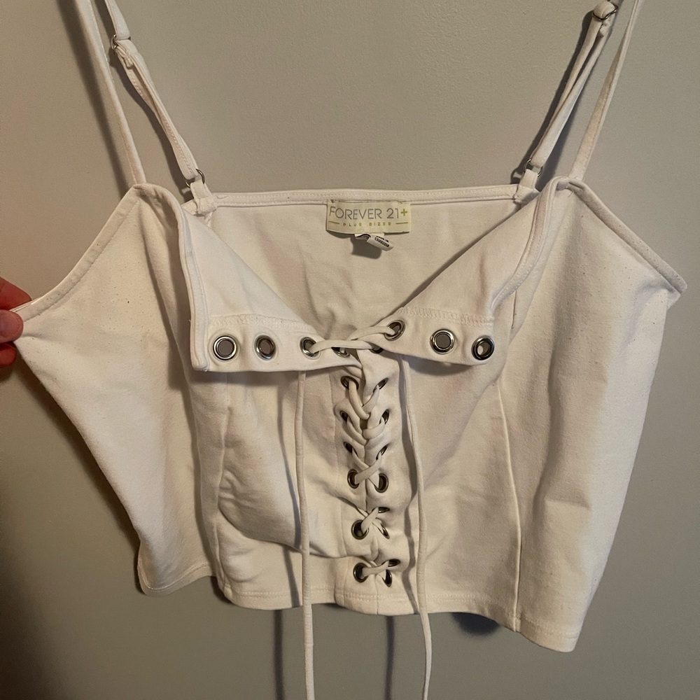 FOREVER 21+ cropped tank